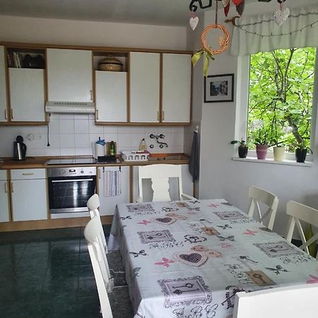 צ'רסגטומאי Feher Rozsa Apartman מראה חיצוני תמונה