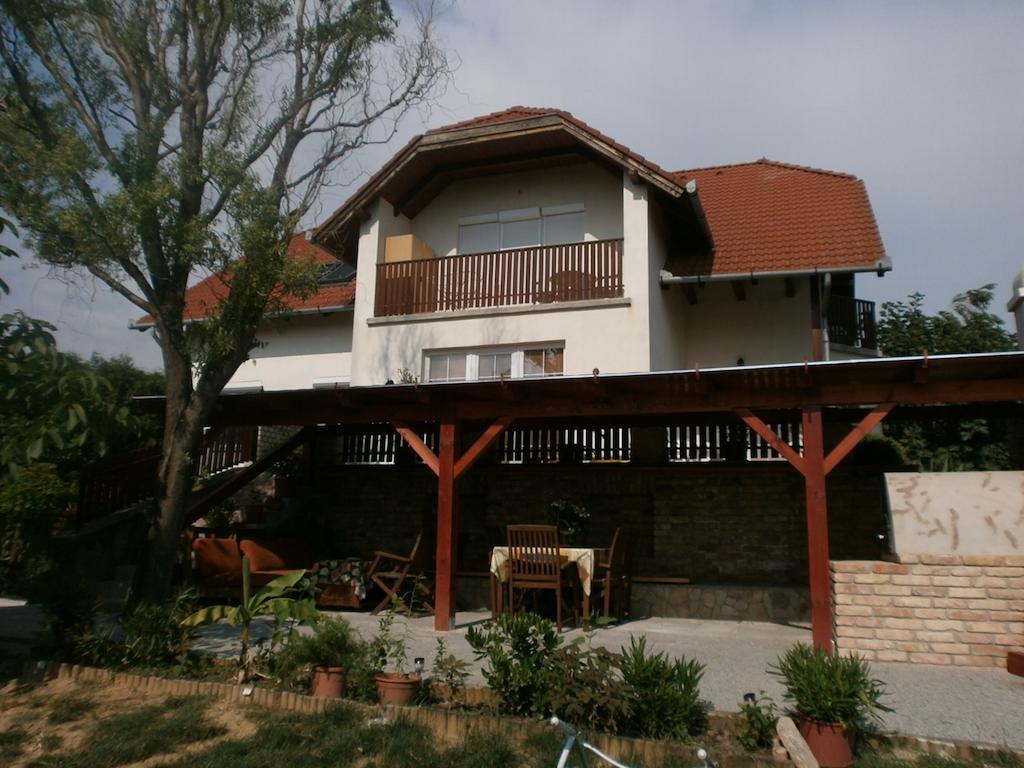צ'רסגטומאי Feher Rozsa Apartman חדר תמונה